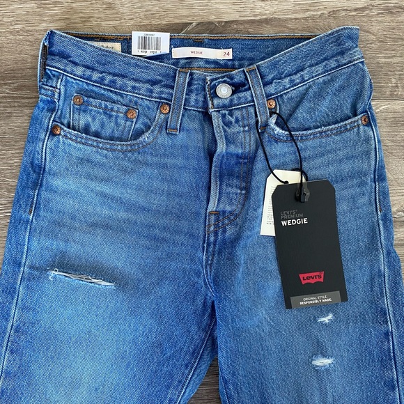 MSRP $108 NWT 24x28 High Rise Levi’s Wedgie Icon Fit Jeans In Athens Asleep - Picture 2 of 14